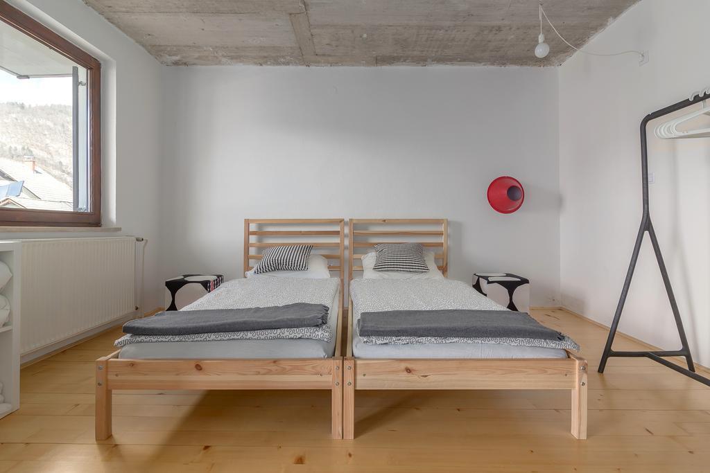 Nature Apartment Kersnik بوينج المظهر الخارجي الصورة