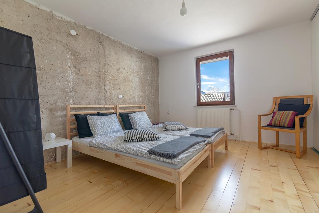 Nature Apartment Kersnik بوينج المظهر الخارجي الصورة